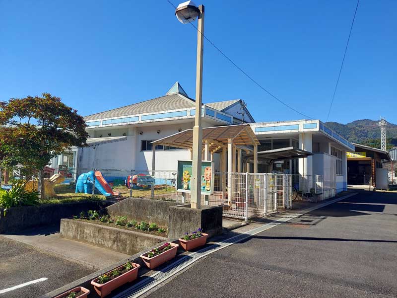 弥生児童館外観