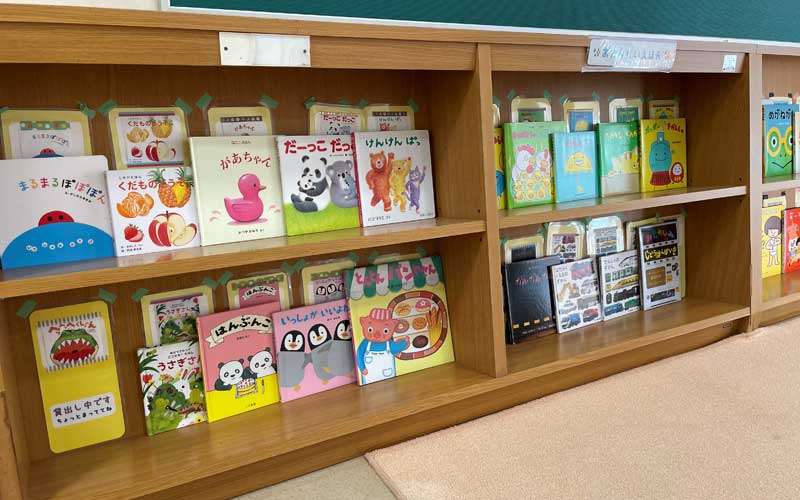 赤ちゃん向け、幼児向けの絵本を多数そろえています。